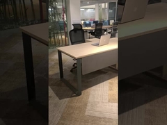 Εμπορικό γραφείο με πλάγια ντουλάπα