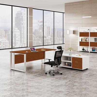 1,8 μέτρα Executive Office Desk Wood Grain Χρώμα L Shape Executive CEO Desk