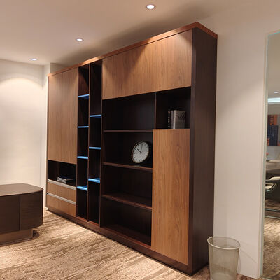 Υπηρεσιακά έπιπλα